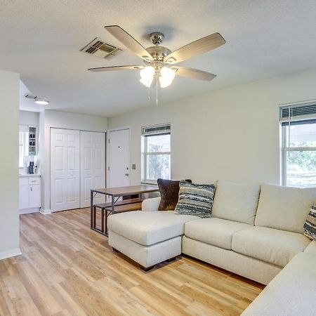 Williston Home With Yard 6 Mi To Devils Den Spring Екстер'єр фото